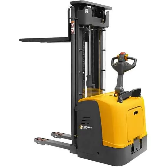 SMARTLIFT CDDK15-III 1500 кг 5,6 м 240 Ач Штабелер электрический самоходный с площадкой в Новосибирске купить по выгодной цене 100kwatt.ru