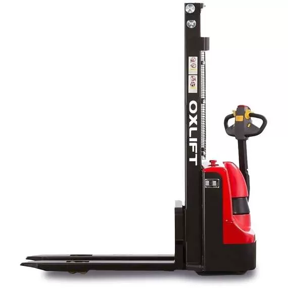 OXLIFT AX 1225 1200 кг 2500 мм Самоходный штабелер в Новосибирске, Грузоподъемность: 1.2 тонны (1200 кг), Высота подъема вил, м.: 2.5 м, Напряжение: 24 В, Тип батареи: Кислотная, необслуживаемая, Ёмкость АКБ : 100 Ач купить по выгодной цене 100kwatt.ru